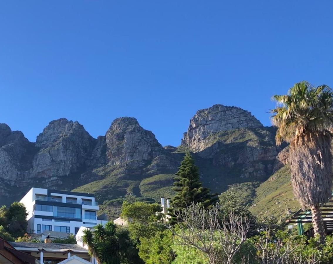 Camps Bay Blue Self-Catering Studios 케이프타운 외부 사진