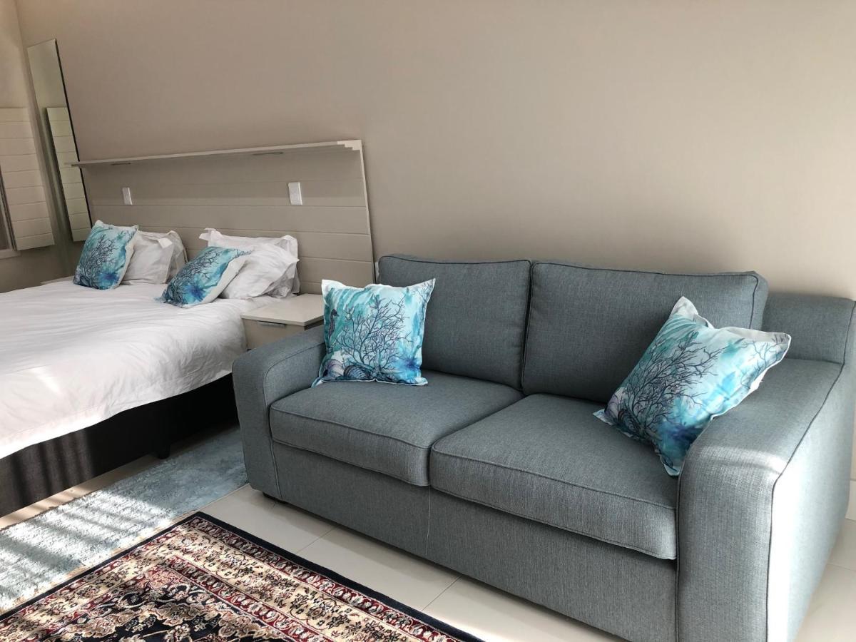Camps Bay Blue Self-Catering Studios 케이프타운 외부 사진