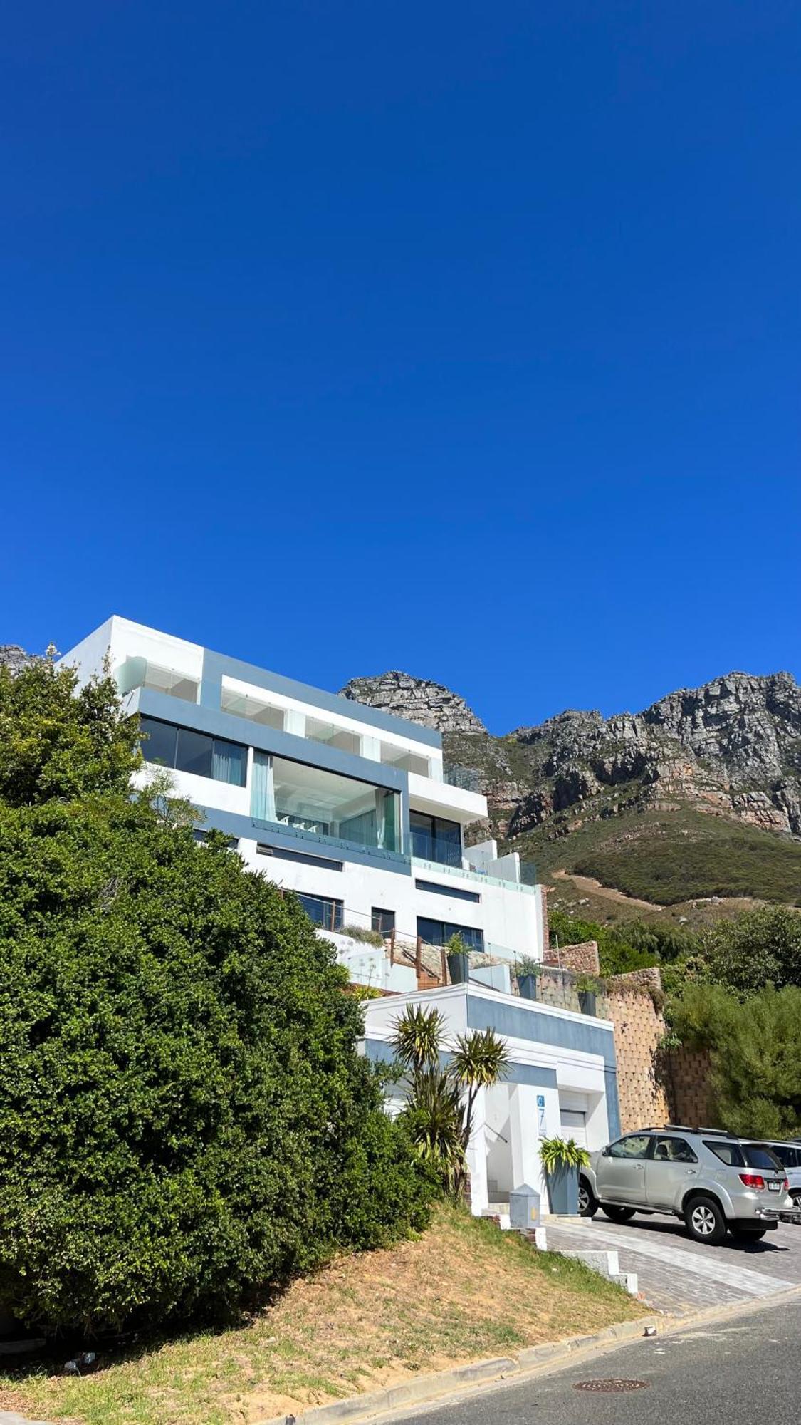 Camps Bay Blue Self-Catering Studios 케이프타운 외부 사진