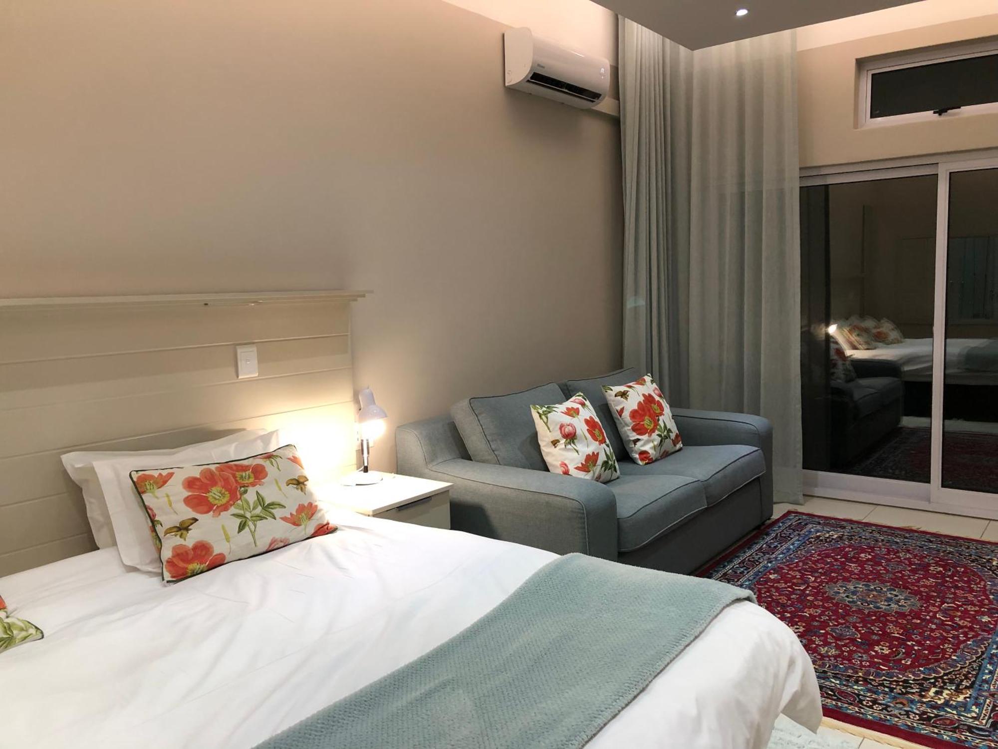 Camps Bay Blue Self-Catering Studios 케이프타운 외부 사진