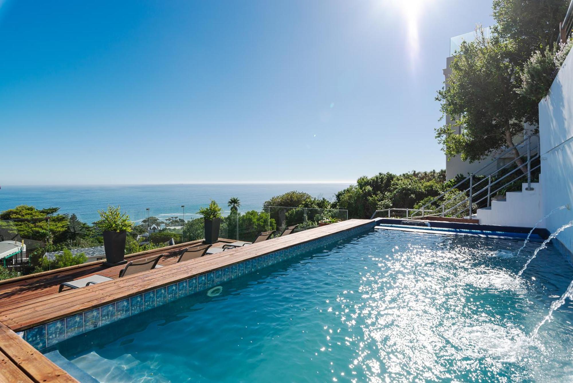 Camps Bay Blue Self-Catering Studios 케이프타운 외부 사진